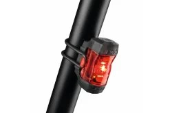 B&M Busch & Müller - Feu Arrière LED IXXI Avec Batterie Lithium-Ion -Vélo Électrique Accessoires bm feu arriere ixxi batterie lithium ion detail 1 3840x2160